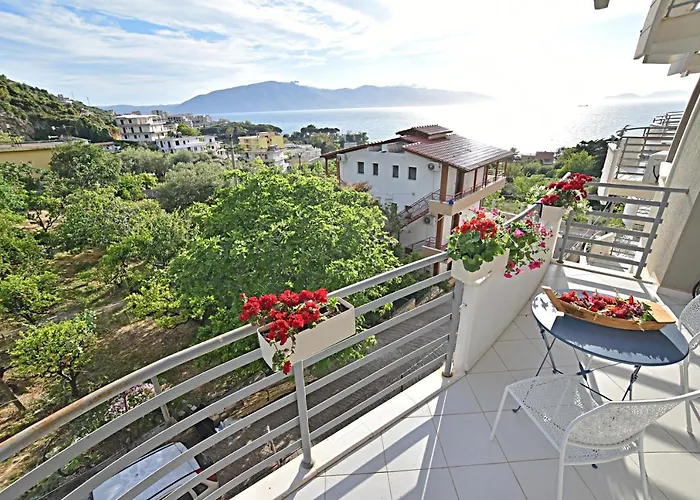 Sunrise Suites